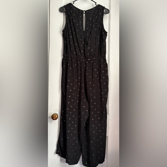 Old Navy  Polka Dot Sleeveless V Neck Romper Jumpsuit, Size: Large - Picture 4 of 15